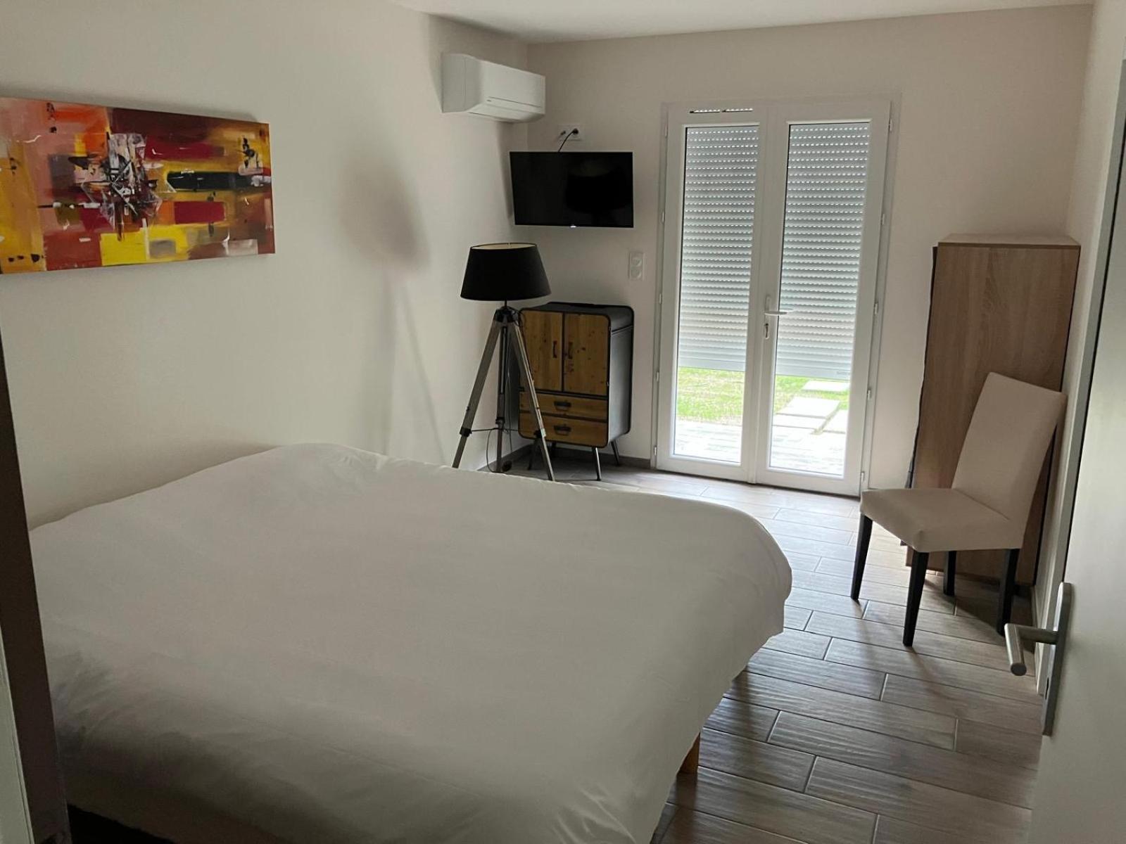 Domaine Des Peyries - Chambres Et Table D'Hotes Saint-Barthelemy-d'Agenais Eksteriør bilde